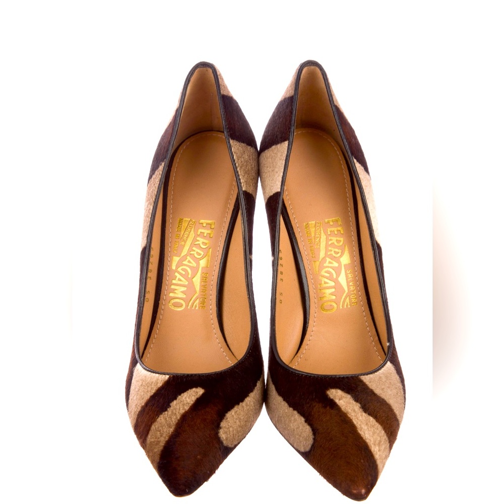 Salvatore Ferragamo pump with 3.5” heel size 6